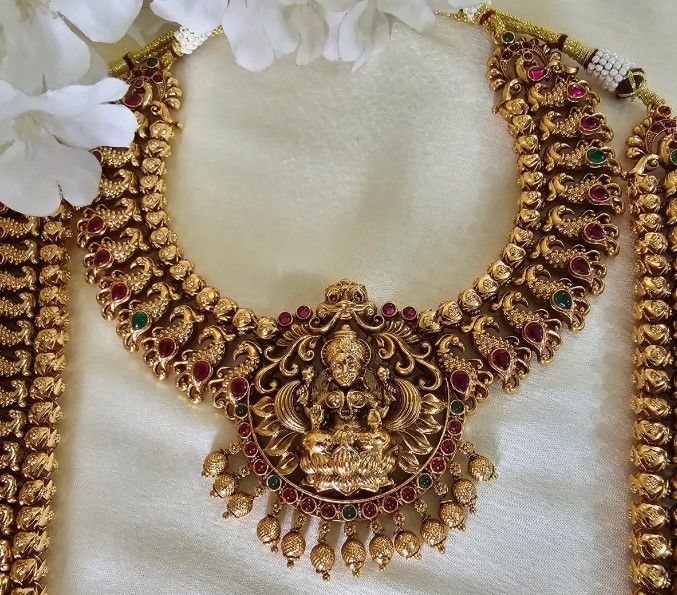 Heritage jewellery